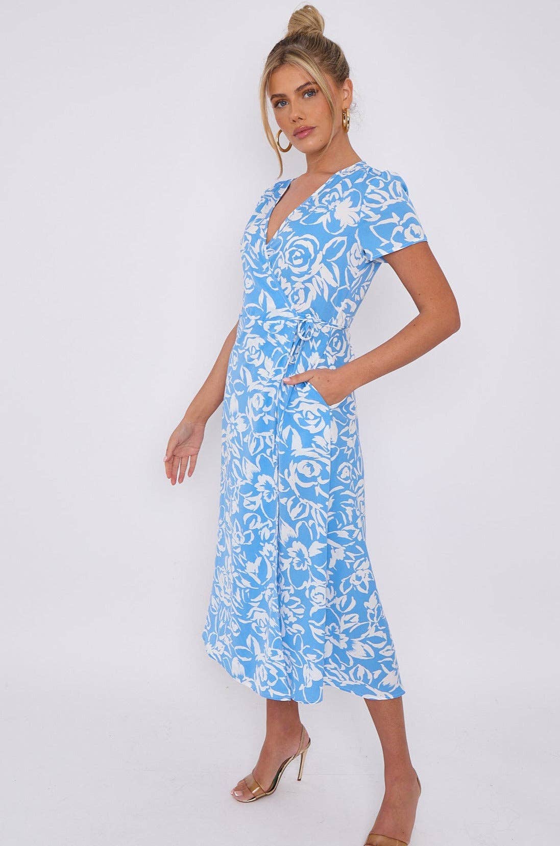 Blue Floral Print Wrapped Midi Dress